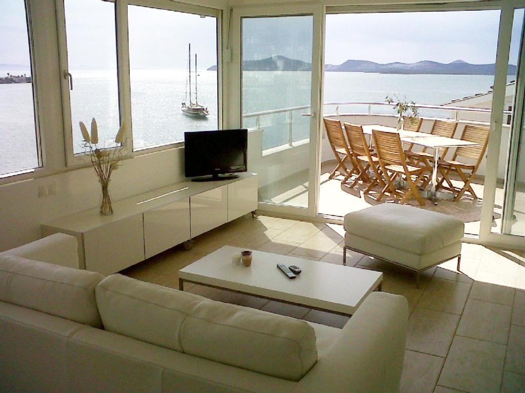 Marina View Residence Гюллюк Экстерьер фото