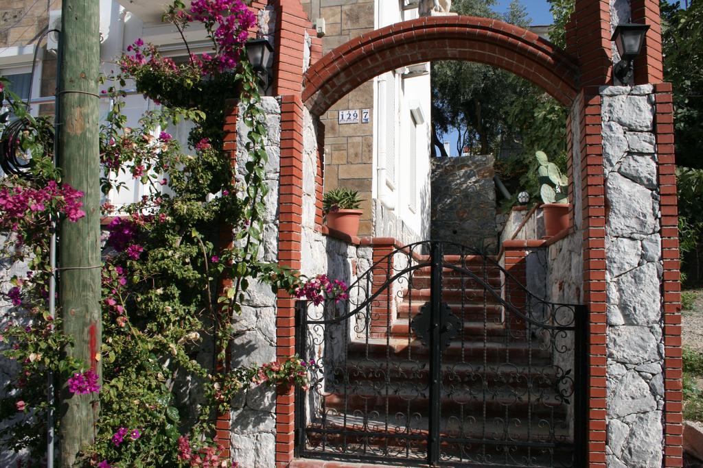 Marina View Residence Гюллюк Экстерьер фото